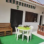 Lemos Family House Holiday home Nazare