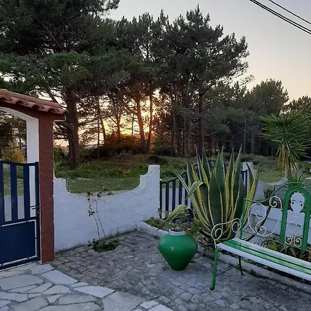 Lemos Family House Holiday home