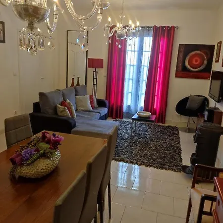 Lemos Family House 펜션 *
