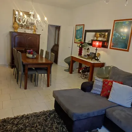Holiday home Lemos Family House
