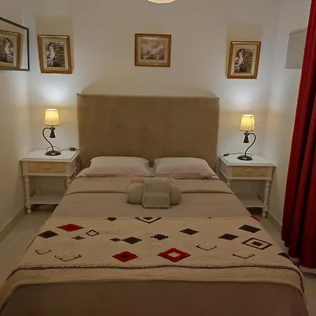 Lemos Family House ナザレ