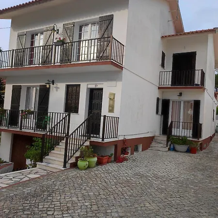 Lemos Family House Ferienhaus Nazaré