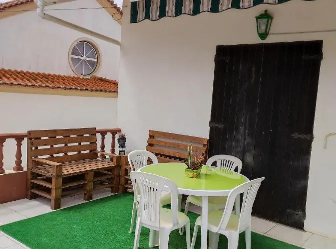 Lemos Family House * Nazaré